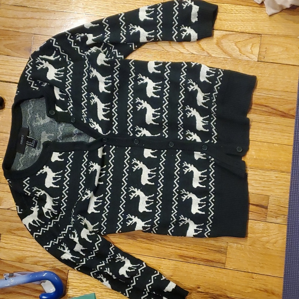 3/$15 sale Reindeer sweater